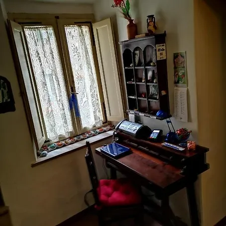 Antico Borgo Di Torri 3*