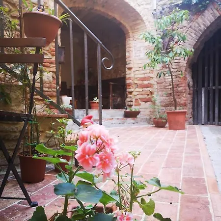 Antico Borgo Di Torri