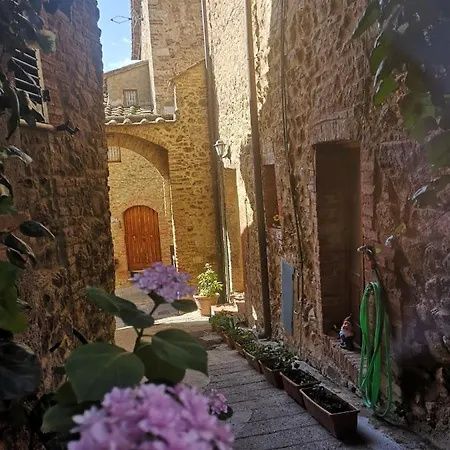 Antico Borgo Di Torri Bed & Breakfast Sovicille