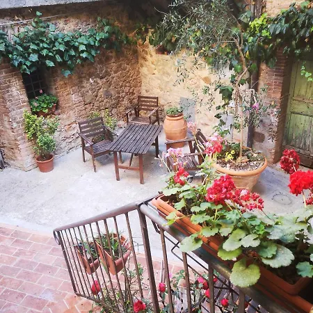 Bed & Breakfast Antico Borgo Di Torri Sovicille