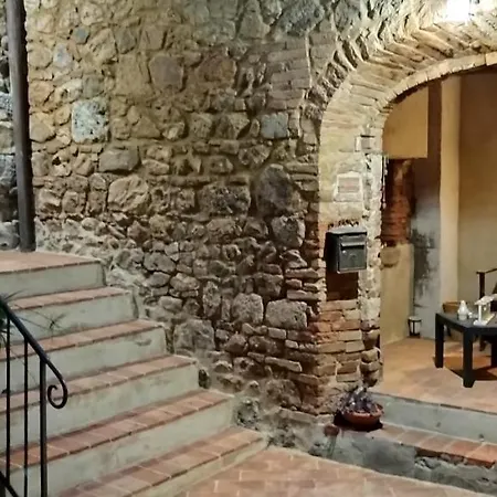 Antico Borgo Di Torri Bed & Breakfast Sovicille