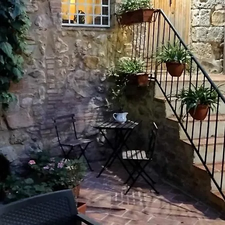 Bed & Breakfast Antico Borgo Di Torri Sovicille