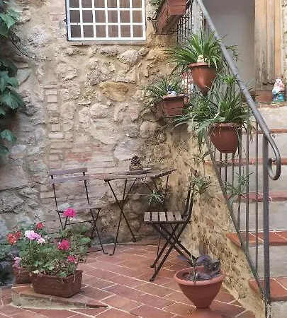 Bed & Breakfast Antico Borgo Di Torri 3*